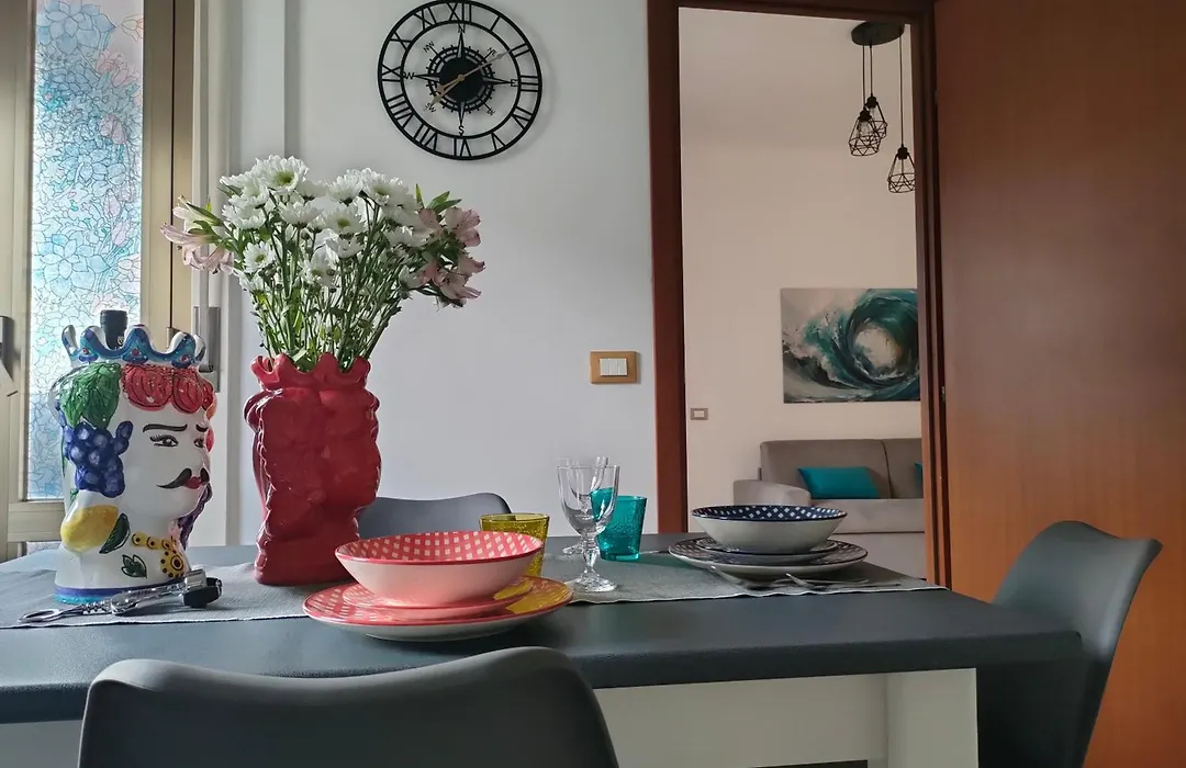 D'Amelio Sweet Home-1